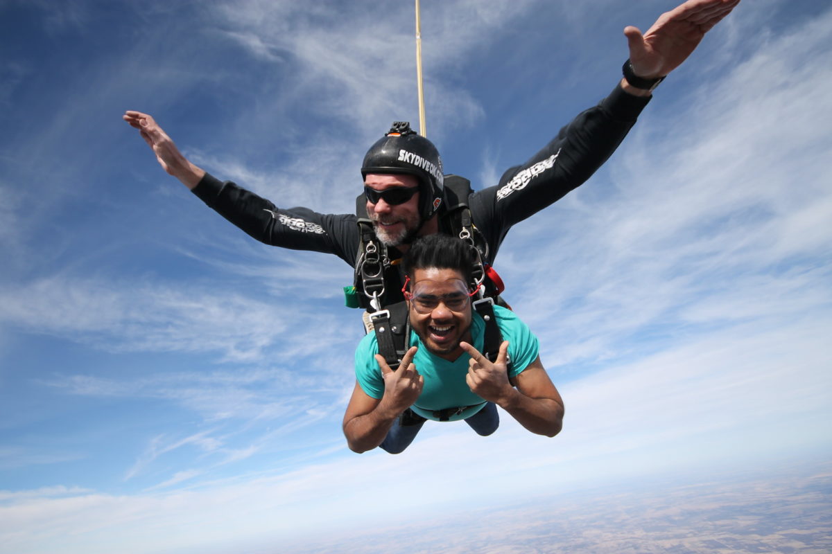 Tandem Skydiving freefall